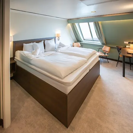 Go Nordic Cruiseline Ferry - To Copenhagen