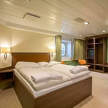  Go Nordic Cruiseline Ferry - To Copenhagen Oslo