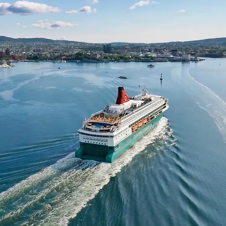 Go Nordic Cruiseline Ferry - To Copenhagen  *